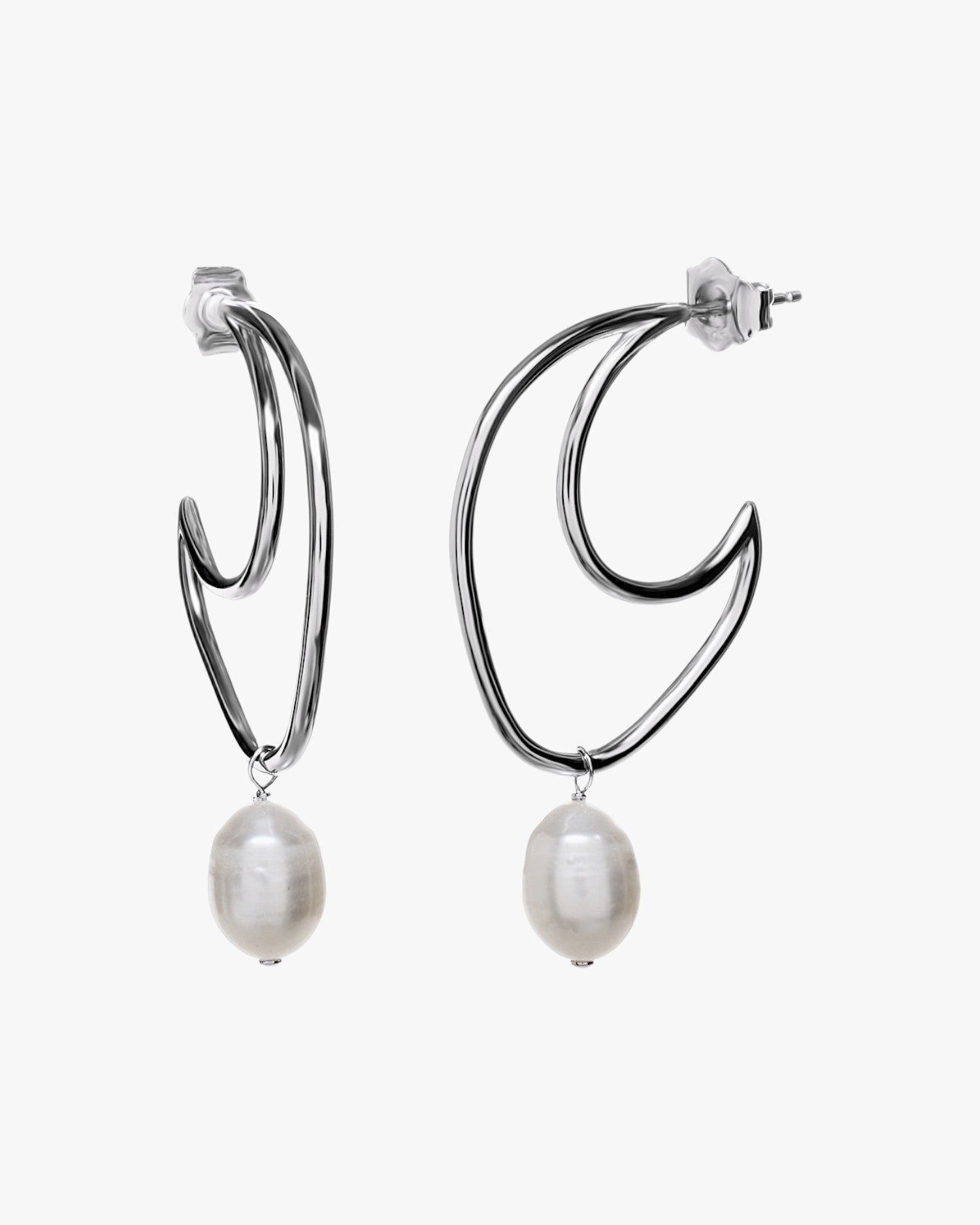 Boucles d'oreilles minimalistes originales avec une perle pendante.
