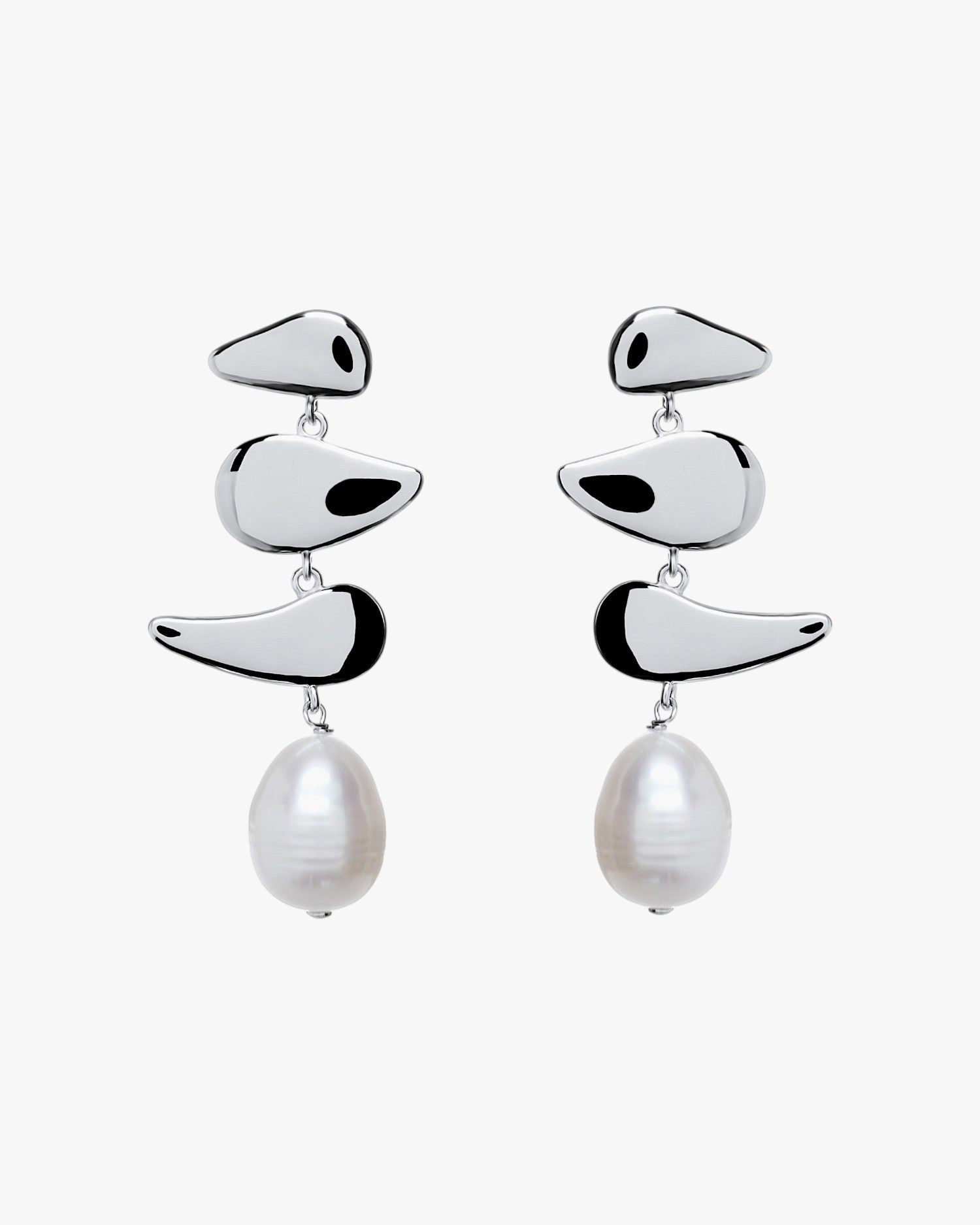 Pendientes perlas de plata estructura orgánica y fluida