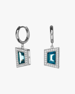 Boucles d'oreilles en argent avec zircon cubique bleu et halo de zircon cubique