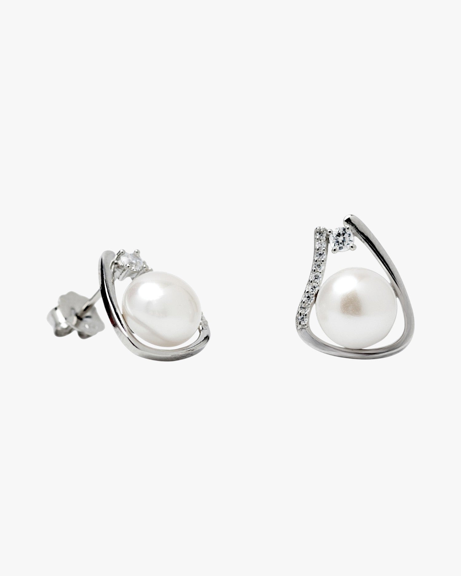 Pendientes con perla pequeños con circonitas