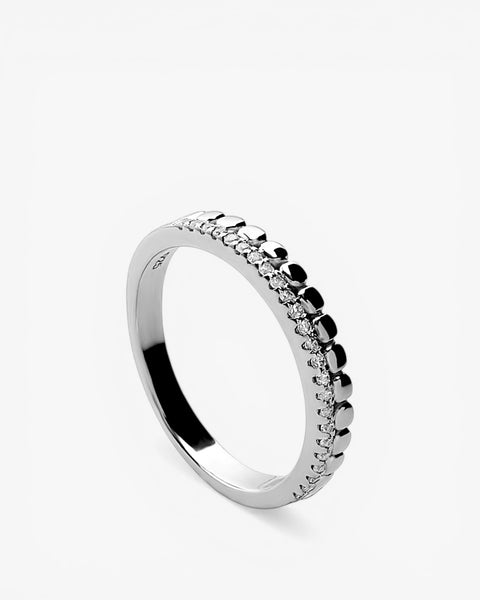 Anillo fino de plata doble con mini circulos y circonitas