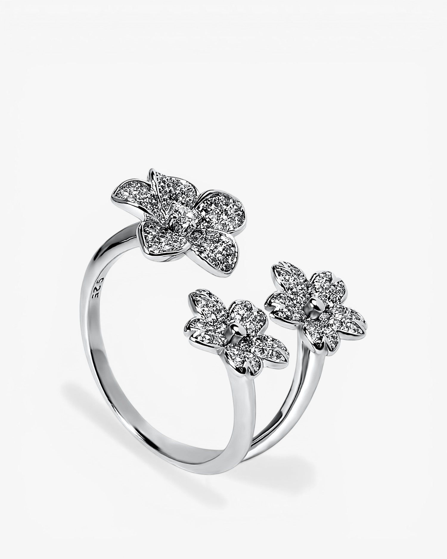 Anillos de diseño con inspiración floral abierto