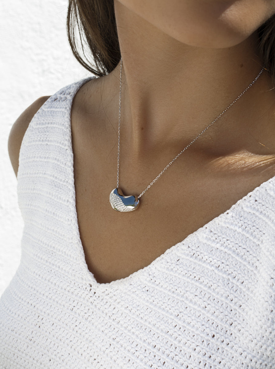 pendentif argent brillante avec vague de  zircons zircons