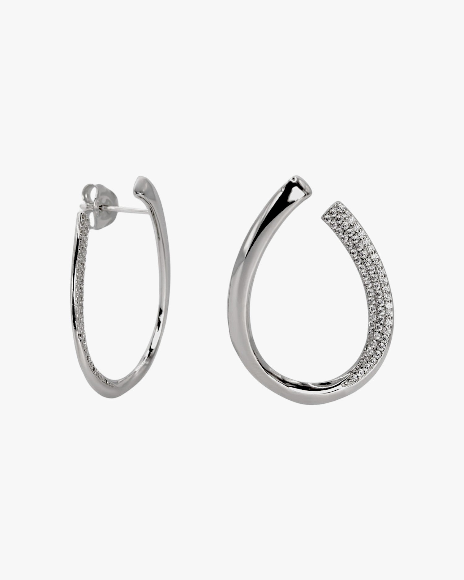 Boucles d'oreilles créoles ouvertes en argent avec zircone cubique