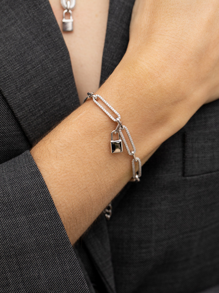 Pulsera de plata con circonitas motivo candado