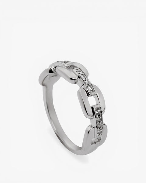 Bague en argent ornée de maillons en oxyde de zirconium