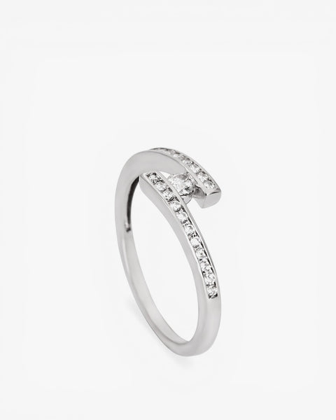 Anillo fino con circonitas de plata semiabierto