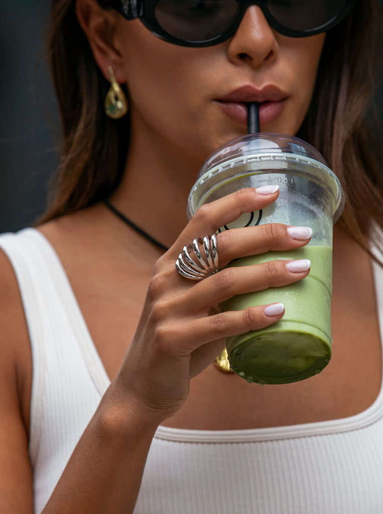 Anillo ancho de plata multibanda