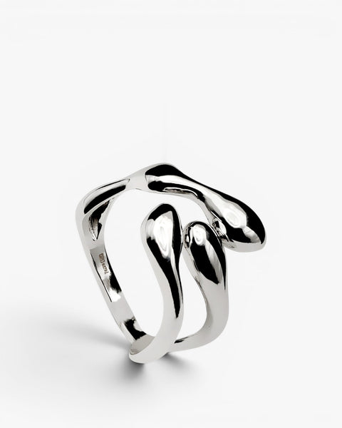 Anillos de diseño estilo orgánico con tres garras