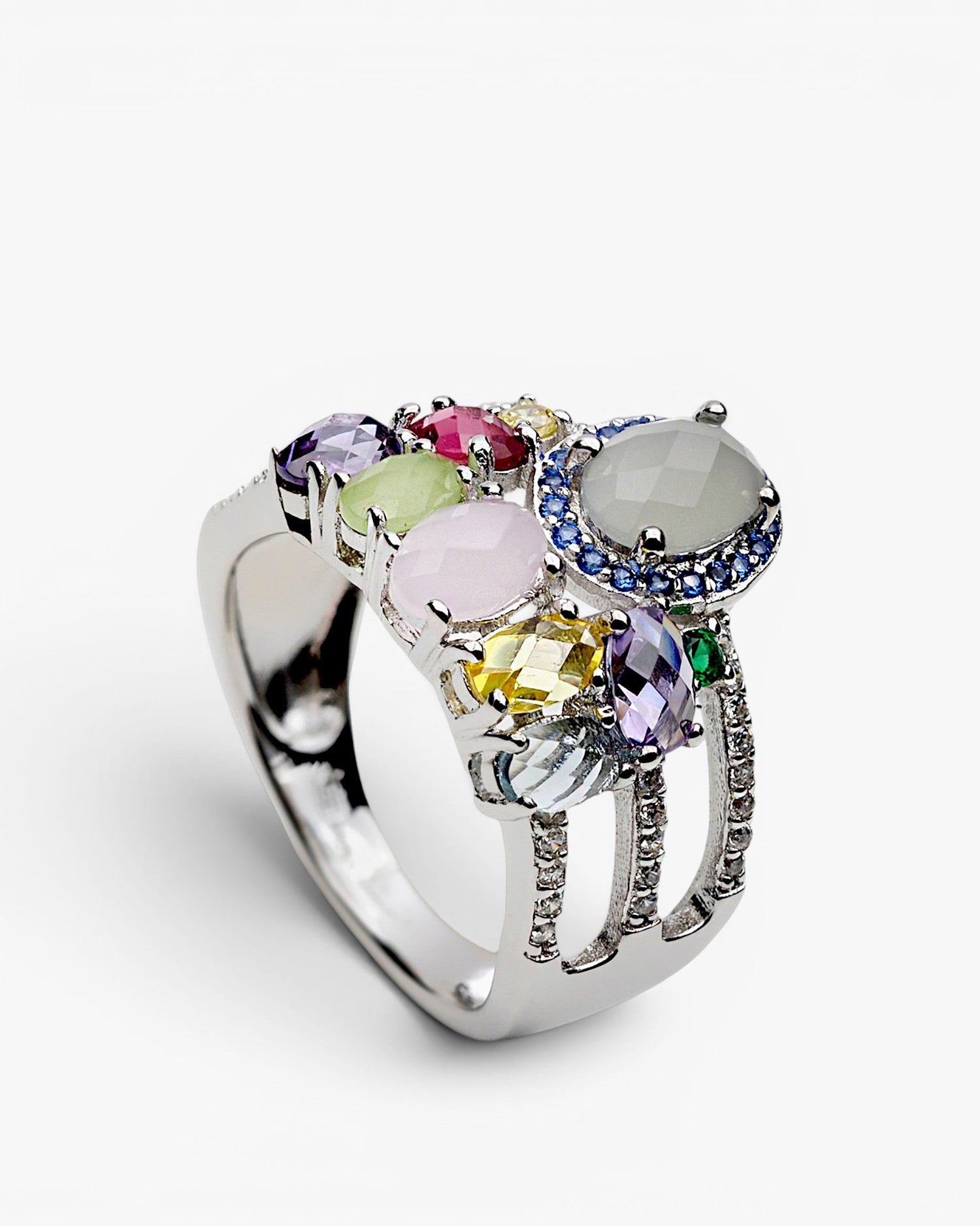 Anillos con piedras diseño en tonos primaverales
