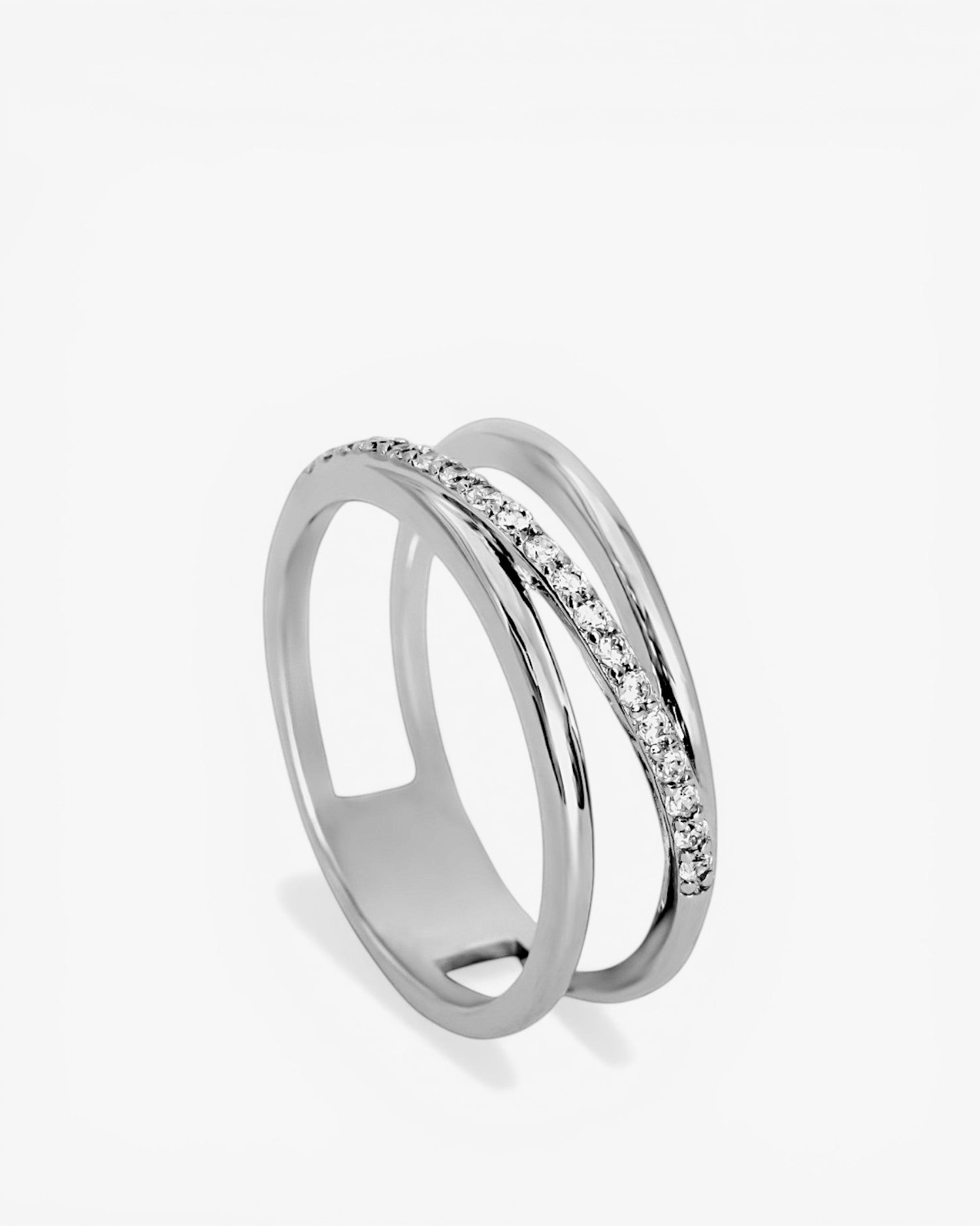 Ring with triple central rails and cubic zirconia