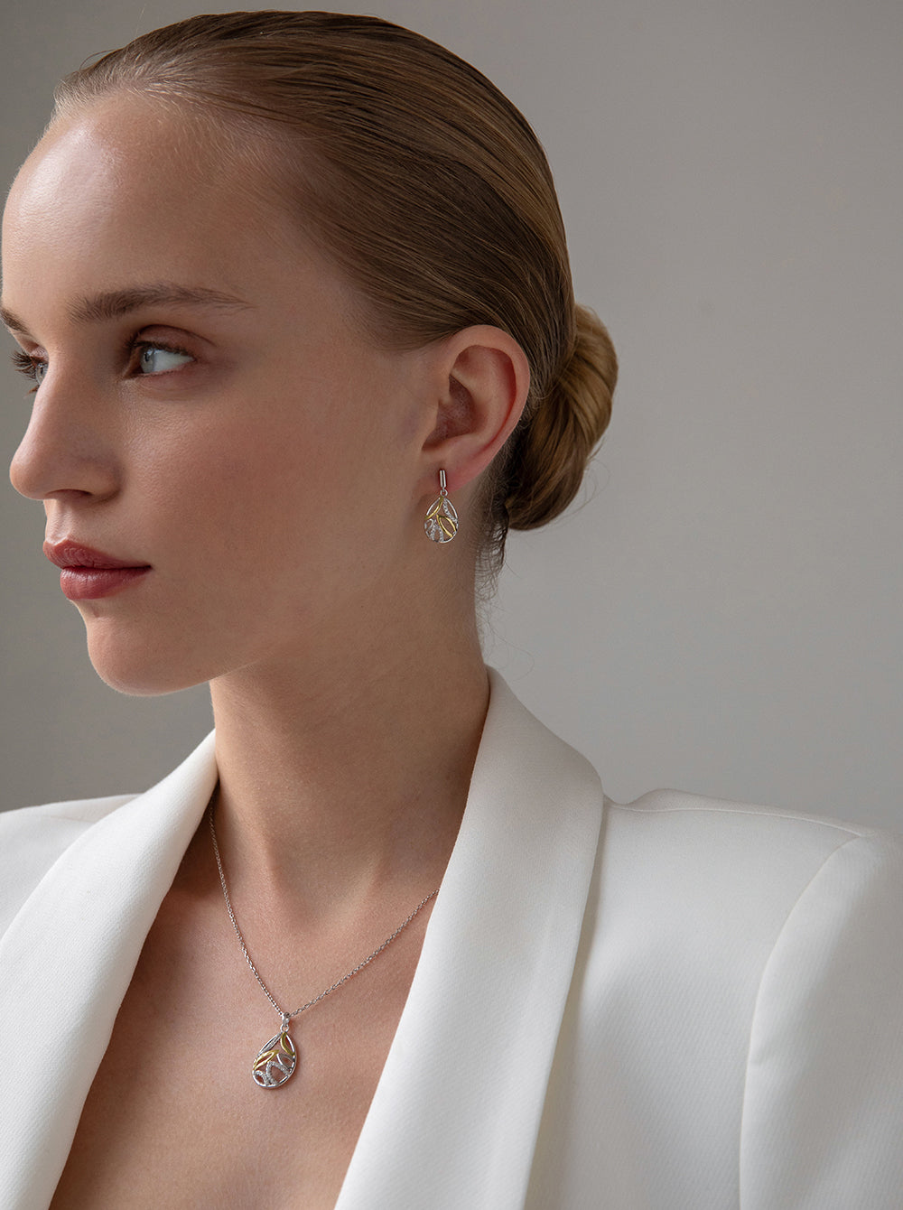 colliers petits bicolore avec zircons