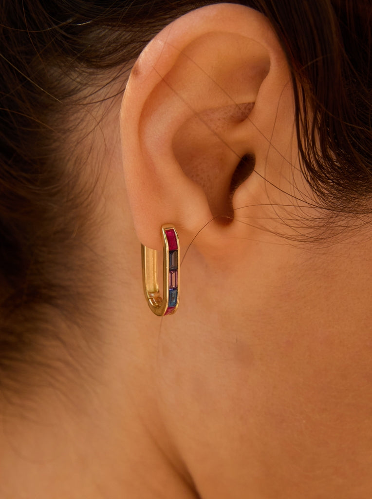 Pendientes aro  de plata diseño rectangular piedras multicolor