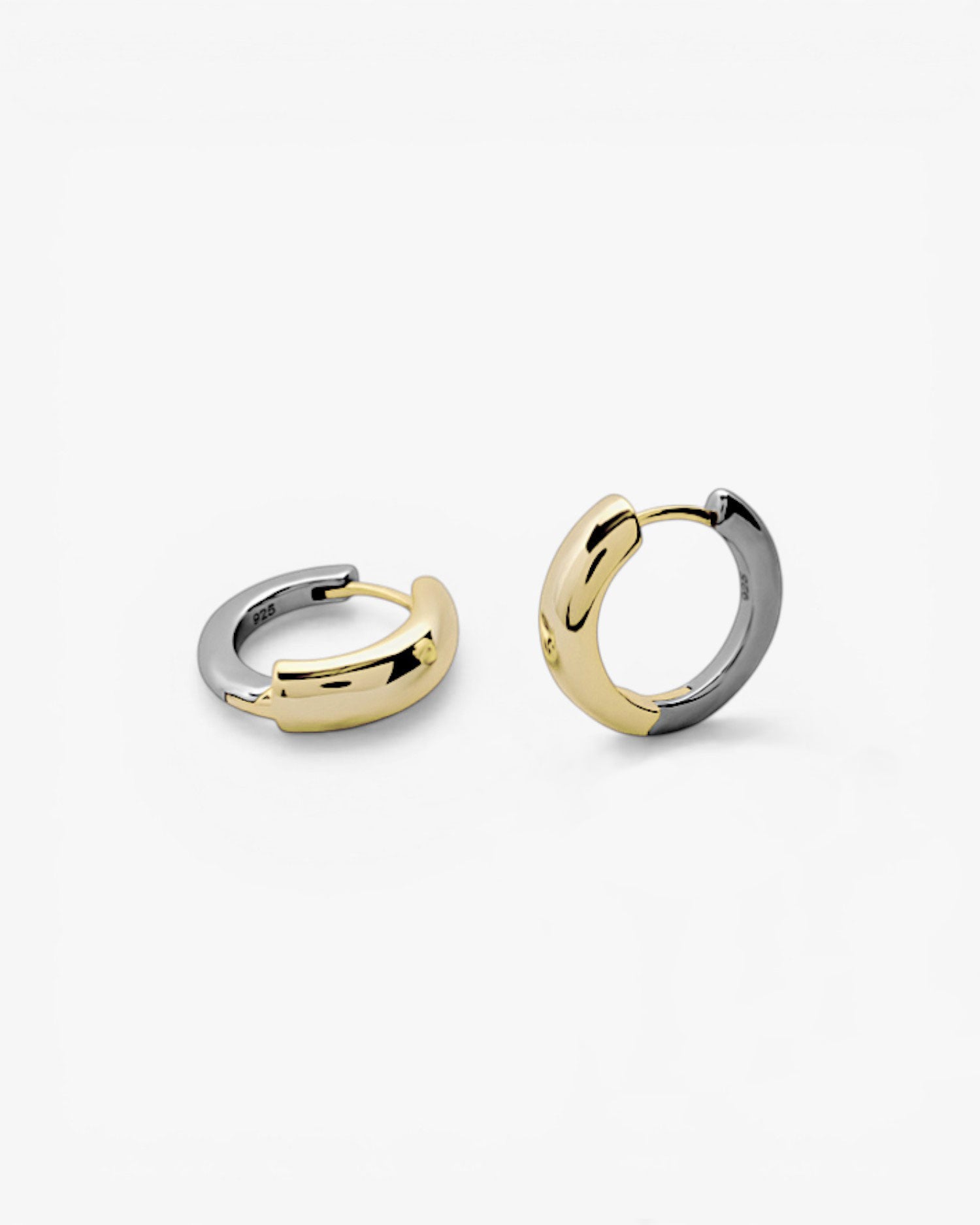 Two-tone hoop earrings, small diameter, with gold front