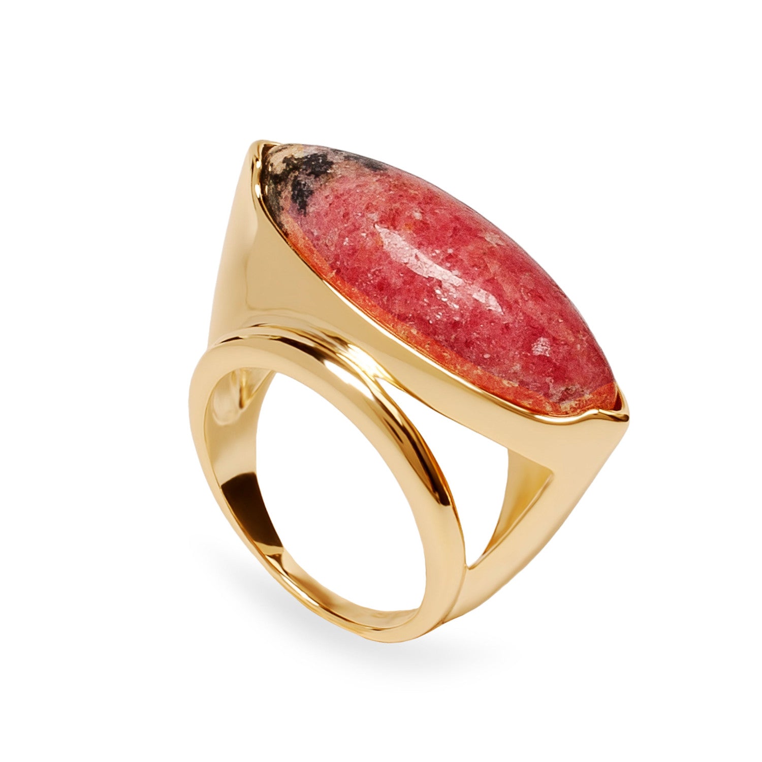 Anillo de plata bañada en oro con piedra rosa marquise jaspeada