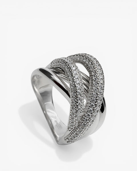 Anillos grandes de plata diseño de bandas entrelazadas