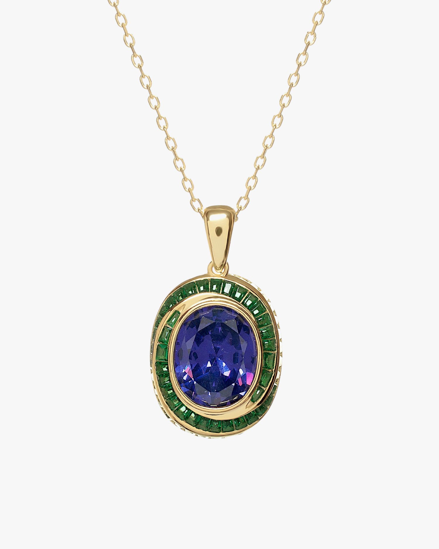 Necklace with vintage design gems plated in gold