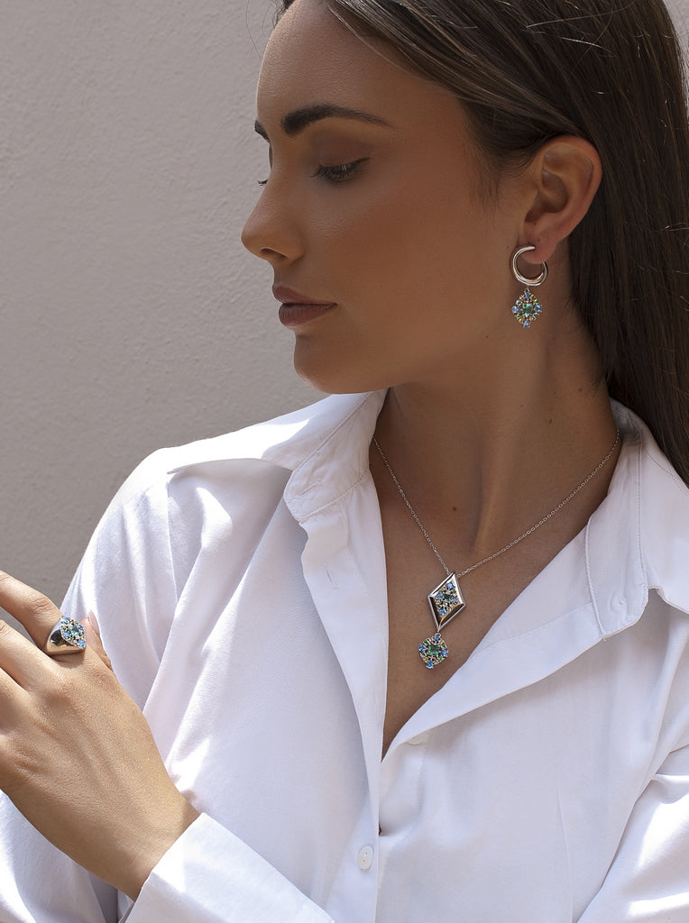 Pendientes asimétricos de plata 925 con circonitas multicolor