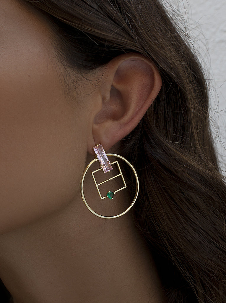 Pendientes de plata de ley dorada con piedra rosa baguette y circonita verde