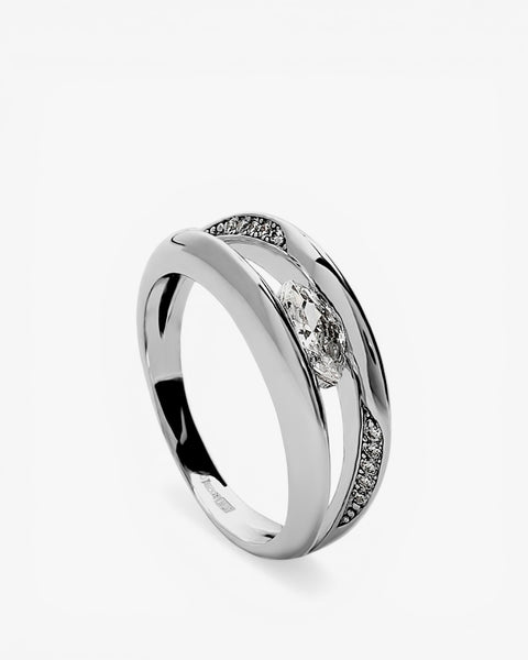 Anillo fino doble de plata con circonita talla marquesa