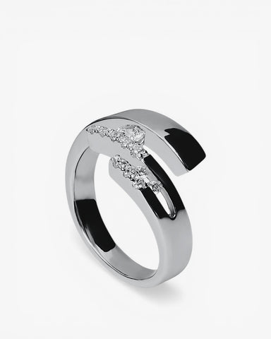 Anillo de plata diseño espiral con circonitas