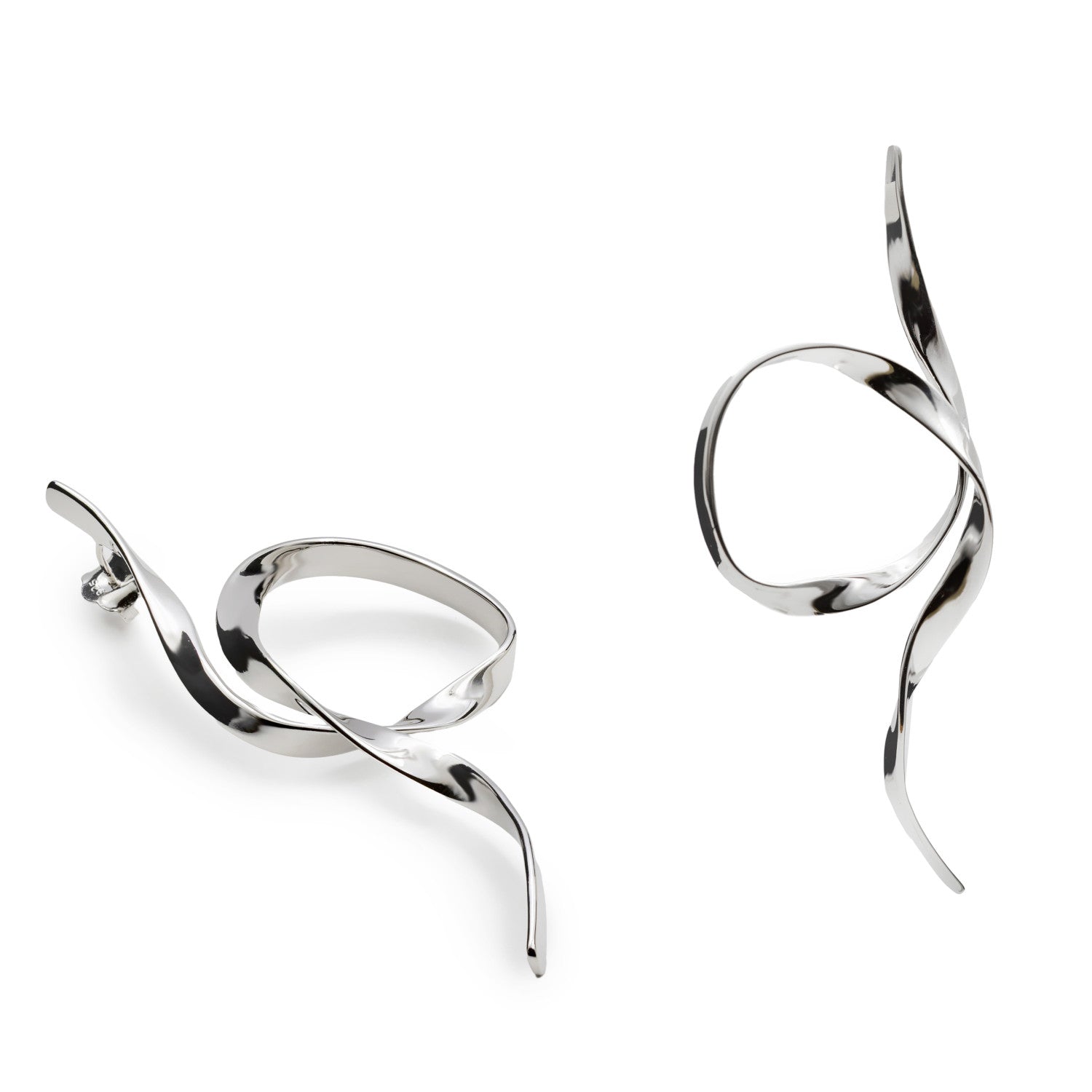 Pendientes largos de plata diseño enredado estructura ligera