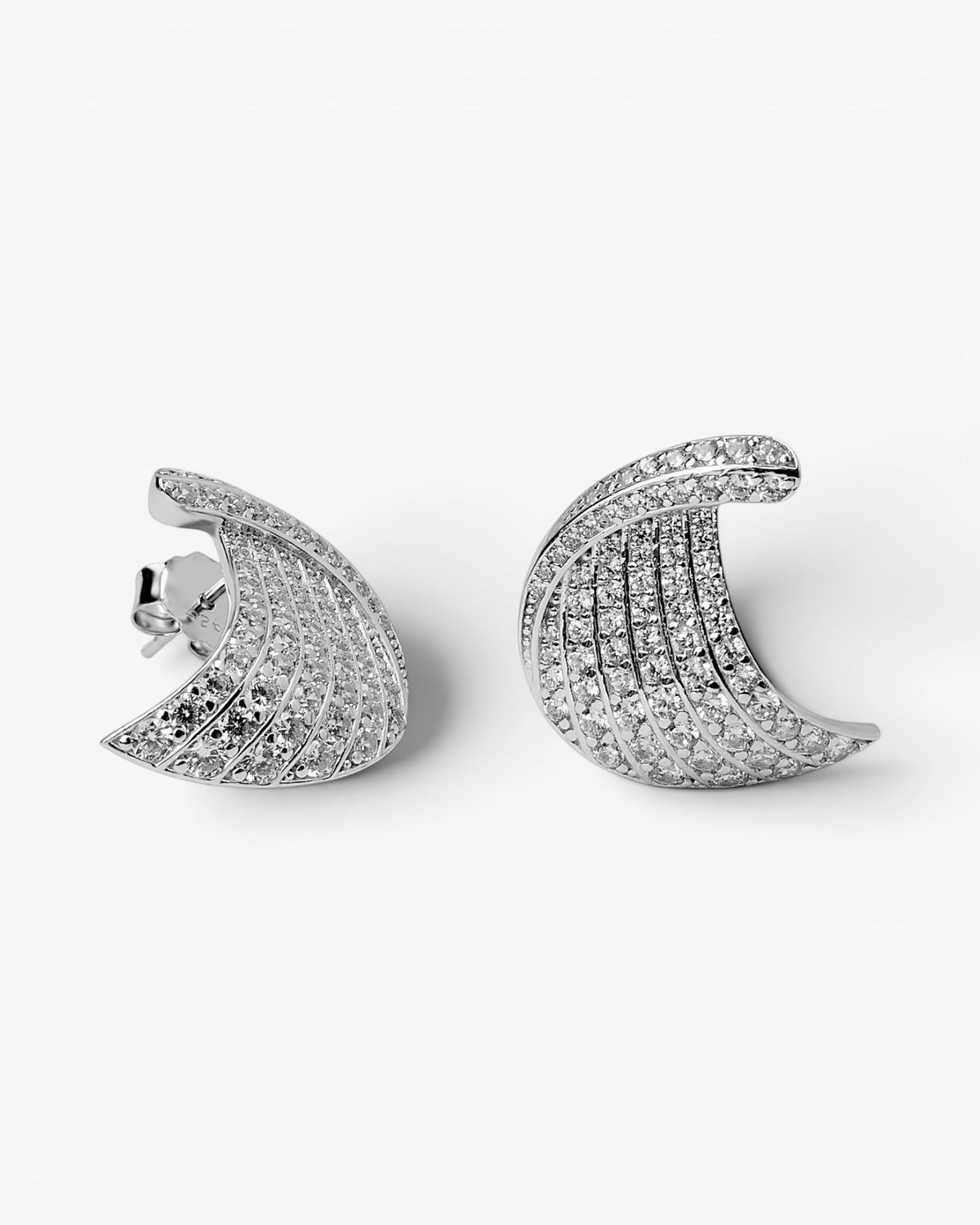 Pendientes de plata con circonitas diseño curvado