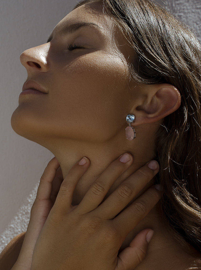 Pendientes bicolor de plata con piedras azul y rosa