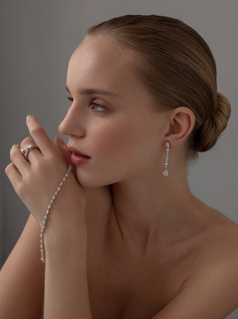 Pulsera de plata con circonitas blancas en múltiples tallas