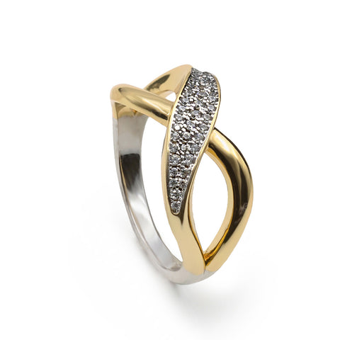 Anillo bicolor de plata con circonitas cruzado