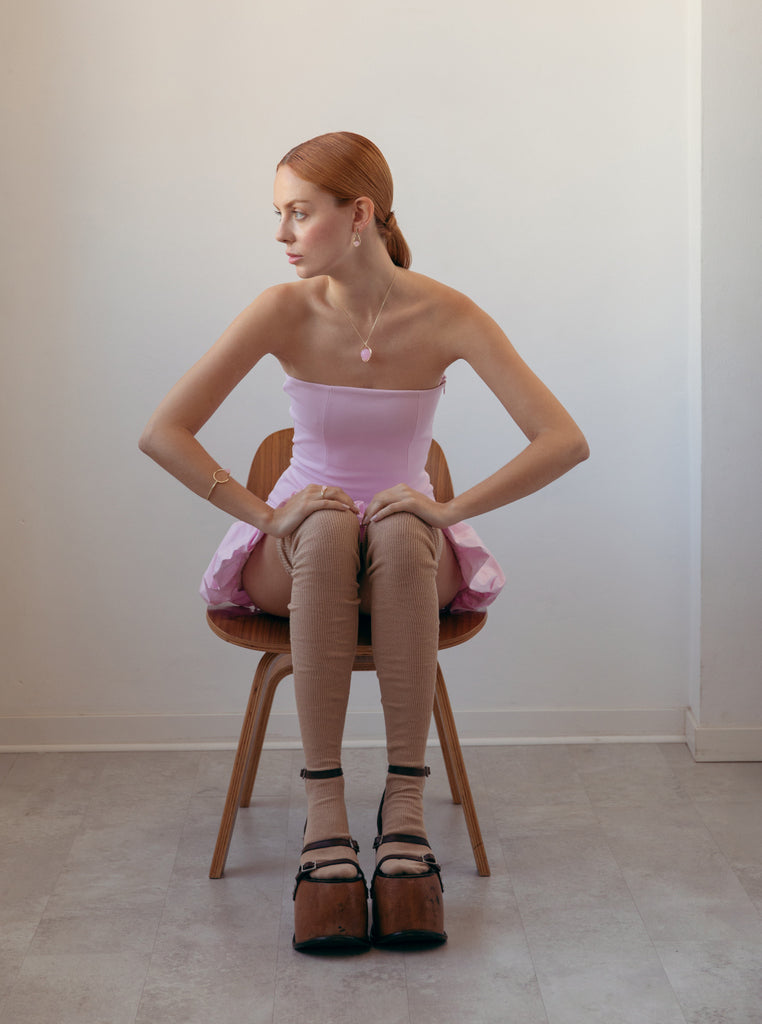 Pendientes de plata bañados en oro con piedra rosa