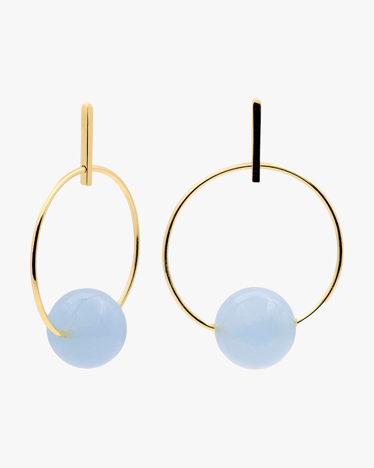Créoles en argent plaqué or avec pierre bleue ciel