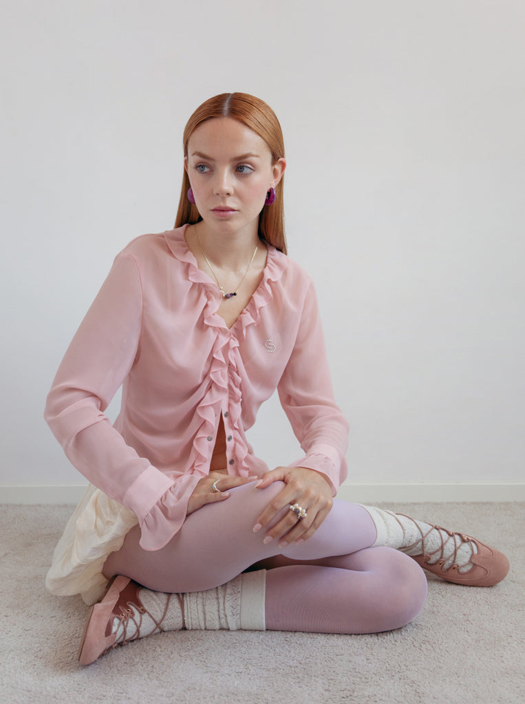 Anillo de plata bañada en oro con piedras turquesa y verde