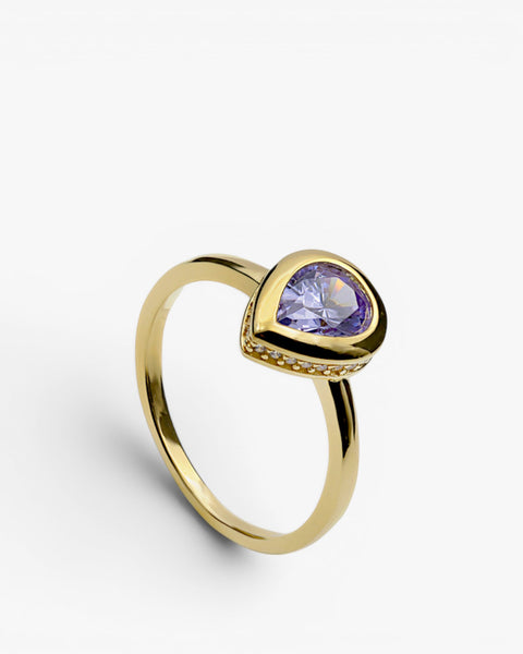 Anillo pequeño en forma de gota con piedra en tono purpura