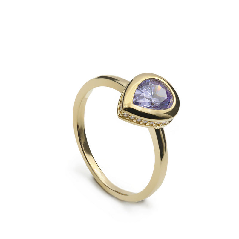 Anillo pequeño en forma de gota con piedra en tono purpura