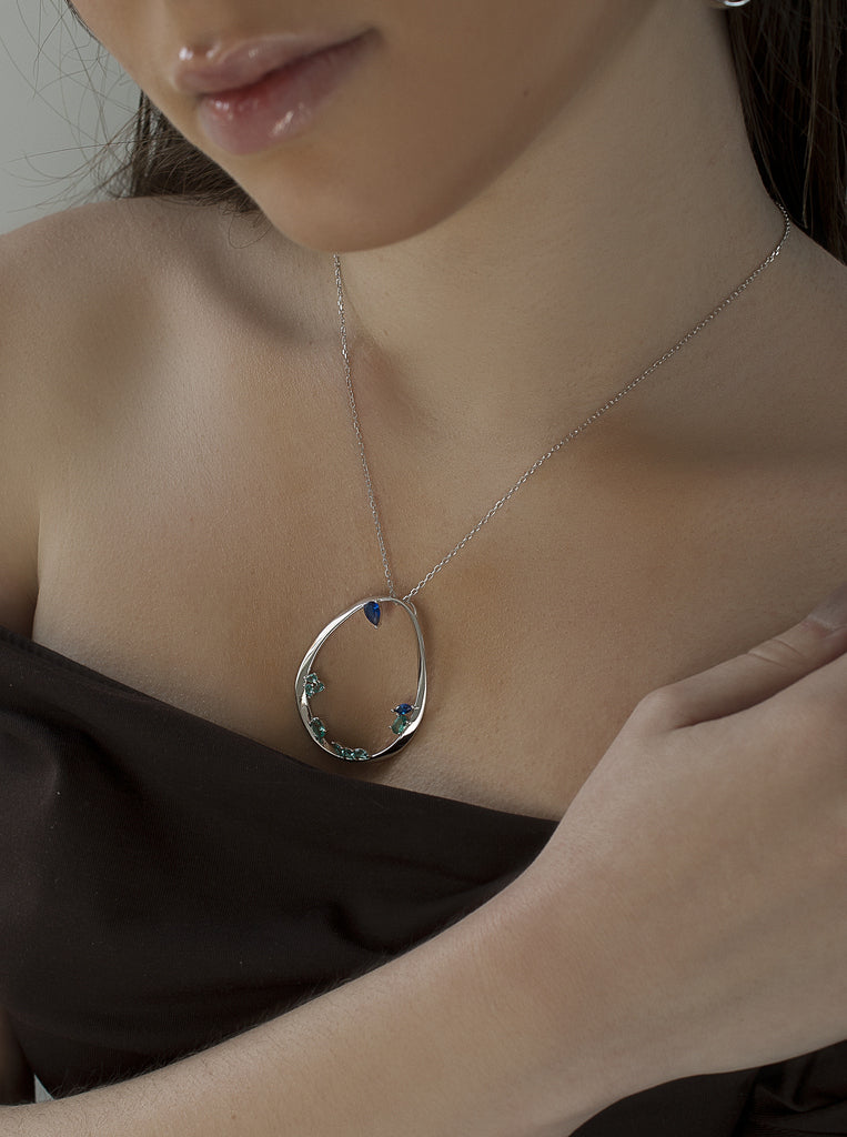 Anillo de plata grandes originales con gemas en tonos azules