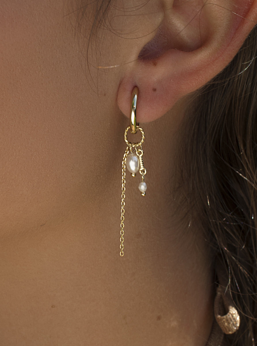 Pendientes aro de plata 925 dorada con perlas y cadenas colgantes