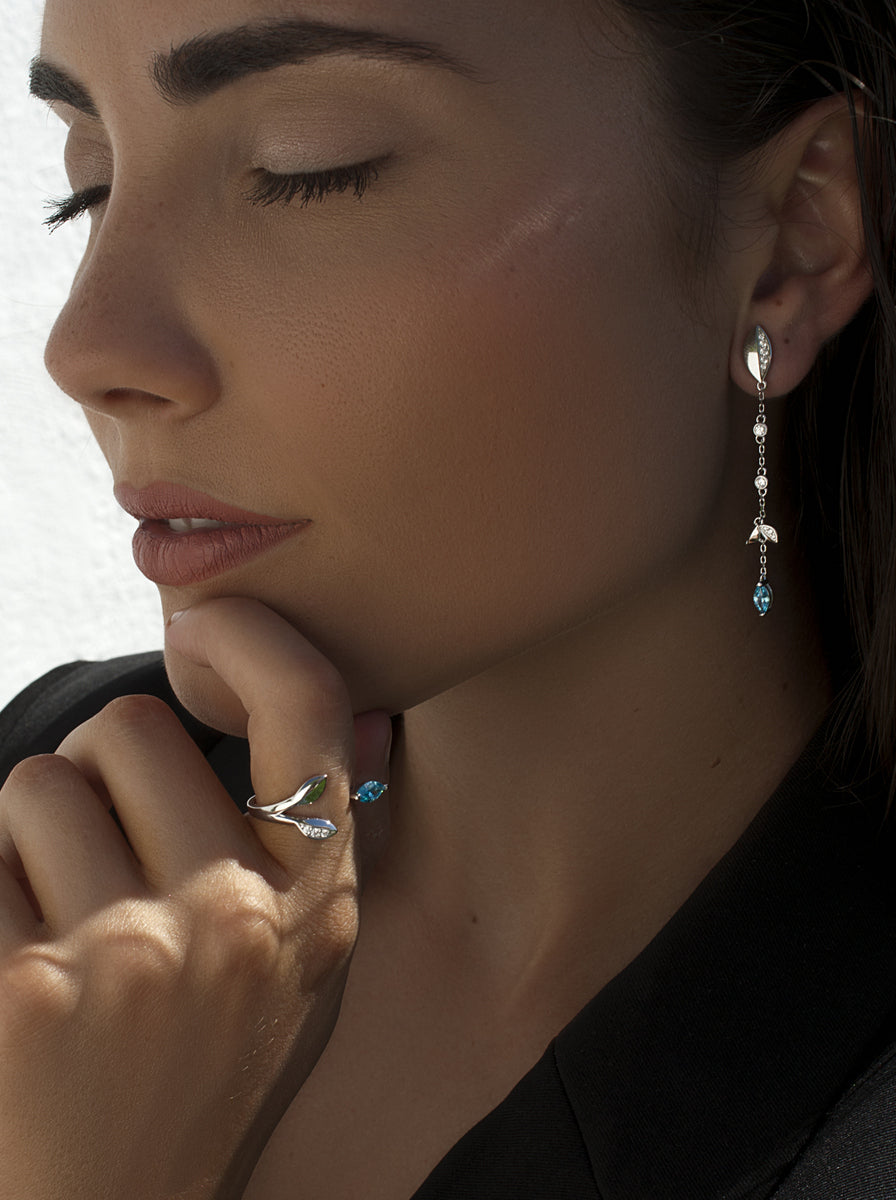 Pendientes largos de plata 925 con hoja y piedra azul