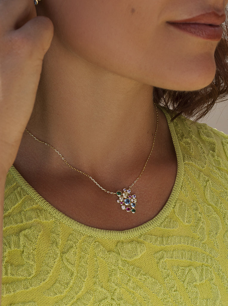 Collar de plata 925 con colgante de circonitas multicolor