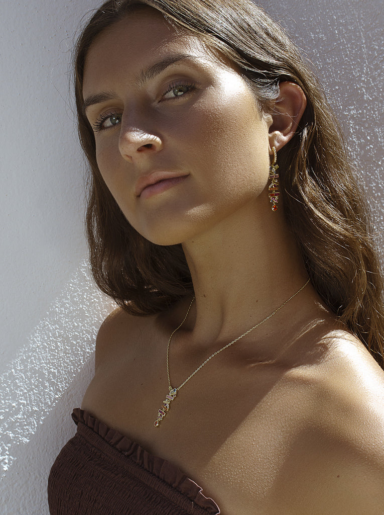 Collar de plata 925 bañada en oro con colgante multicolor de circonitas