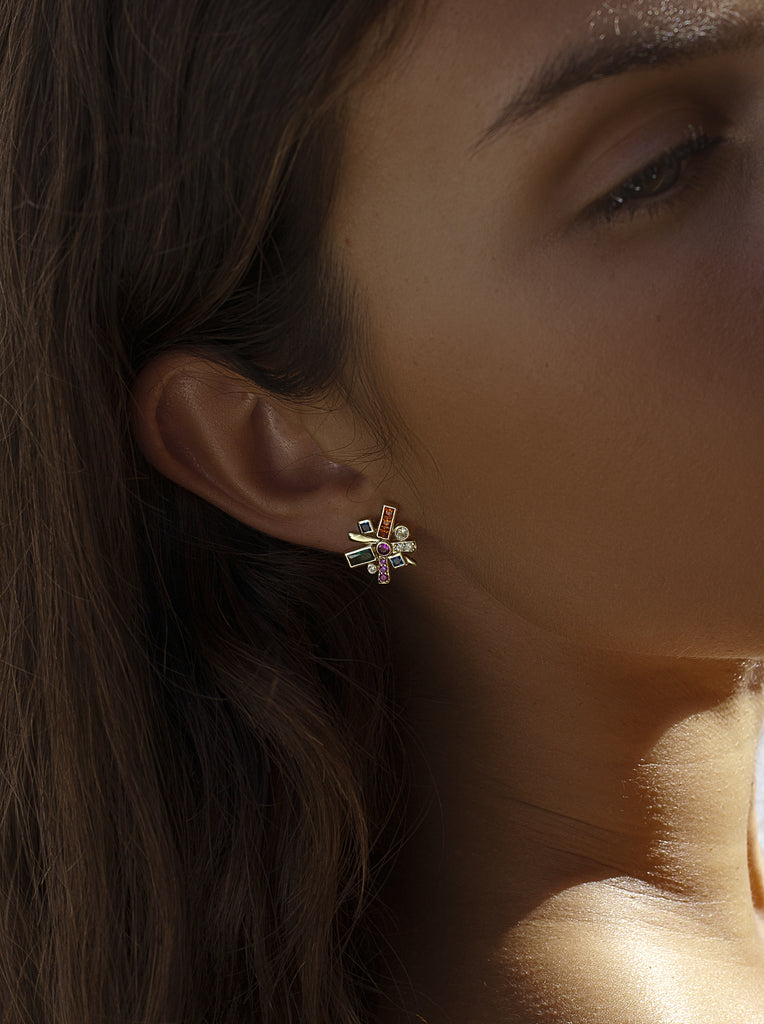 Pendientes pequeños de plata 925 bañada en oro con circonitas multicolor