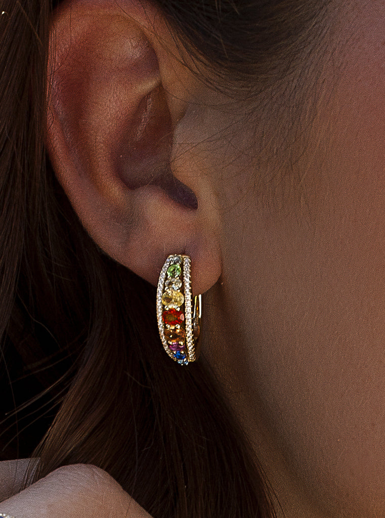 Pendientes de aro de plata bañados en oro multicolor con circonitas