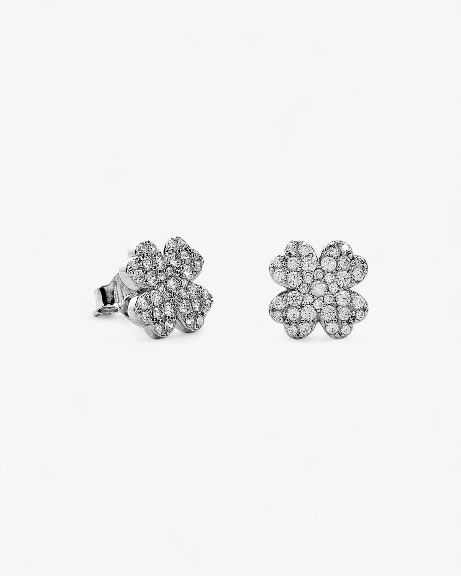 Pendientes de plata 925 con flor de circonitas
