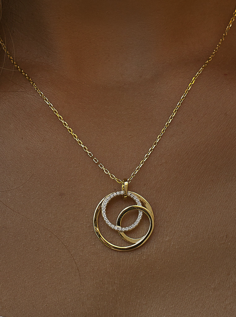 Collar bicolor de plata con circonitas diseño circulares