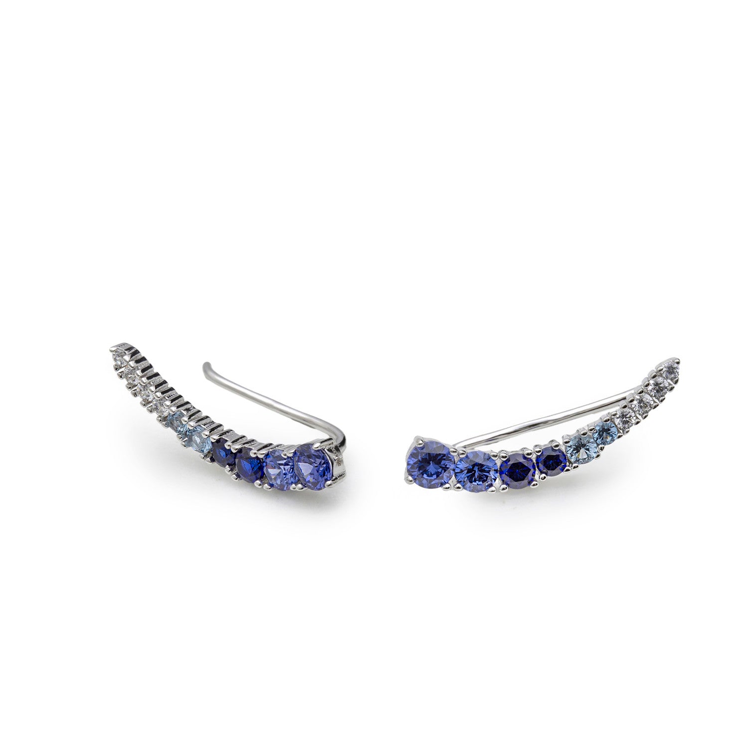 Pendientes trepadores de plata con circonitas azules degradadas
