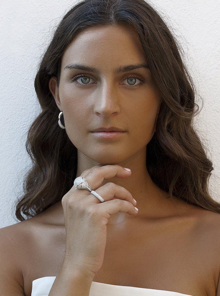 Bague en argent avec zircon cubique