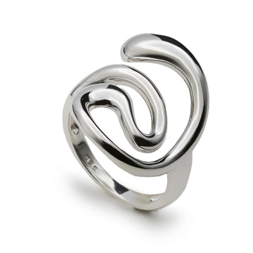Anillo original de plata con diseño de espiral