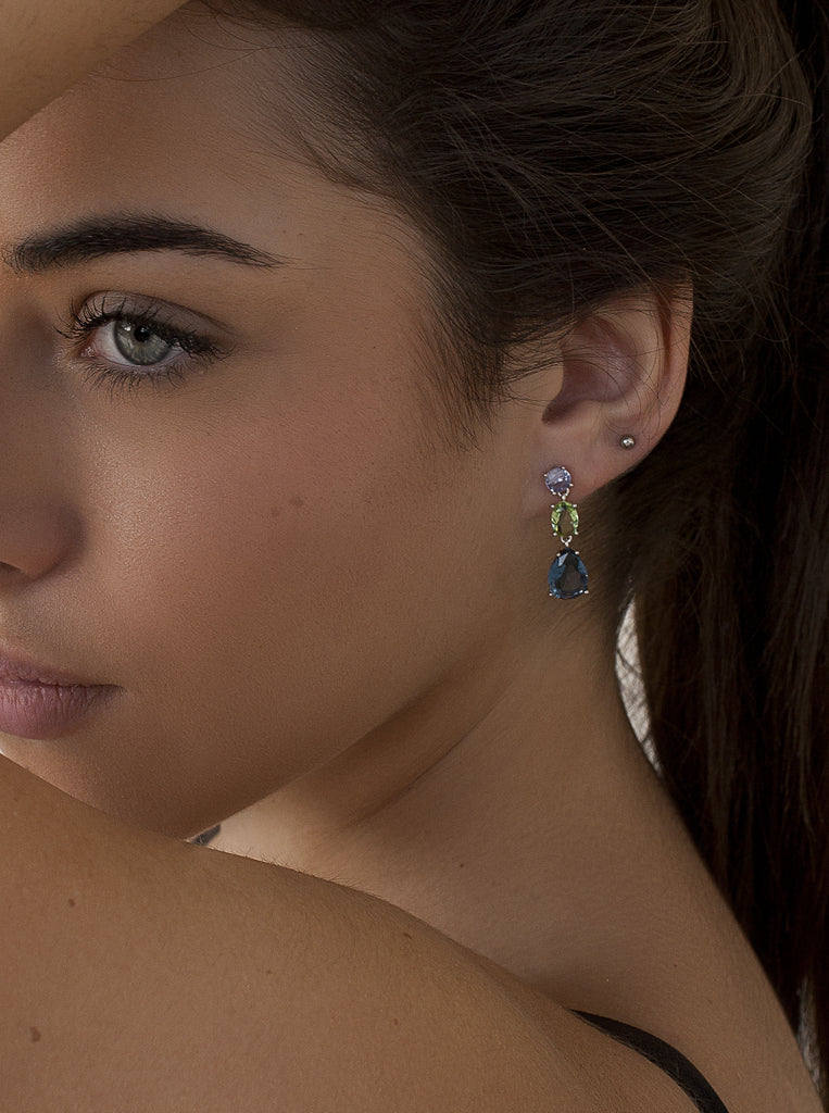 Pendientes largos tricolor en gota de plata tono azul