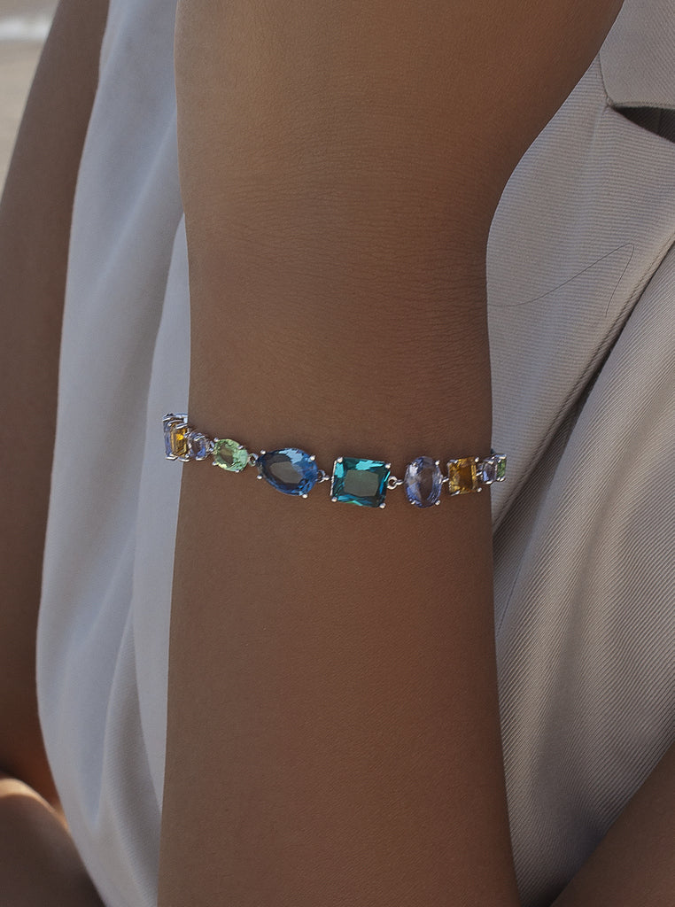 Pulsera de plata multicolor con piedras geométricas