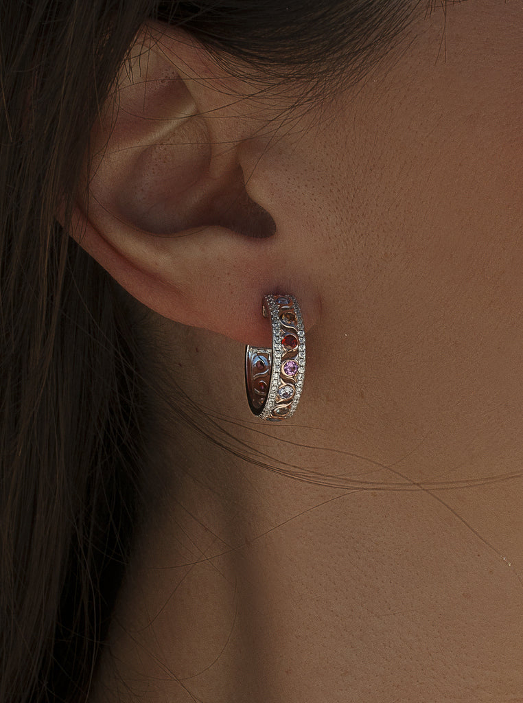 Pendientes aro bicolor con piedras de colores y circonitas